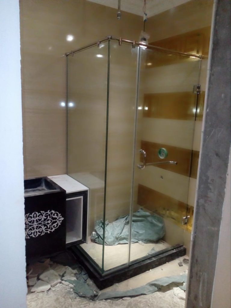 12mm Tempered Glass Shower cabin - Zebra.pk